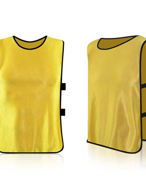 Load image into Gallery viewer, Jerseys Football Vest Polyester Soccer Training Vest FAST DRYING for Football Soccer LOOSE FITMENT Training Aids
